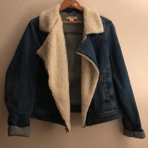 Mossimo Denim Jacket with fur lining